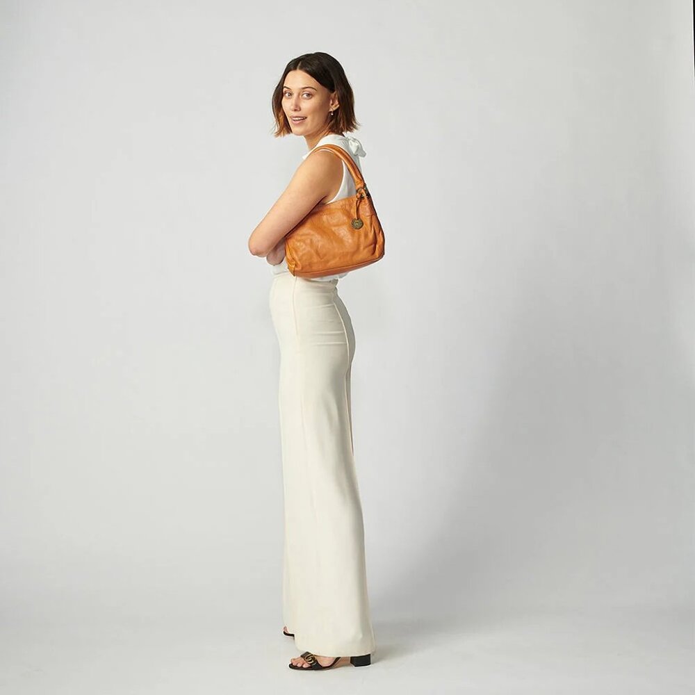 Wanderers Travel Co - Petite Toulouse in Tan Leather - Picture 13 of 15